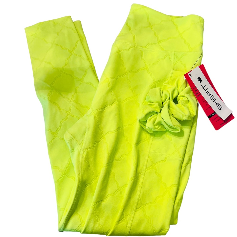 Shefit NWT 1Luxe Neon Yellow Boss Pocket Leggings
